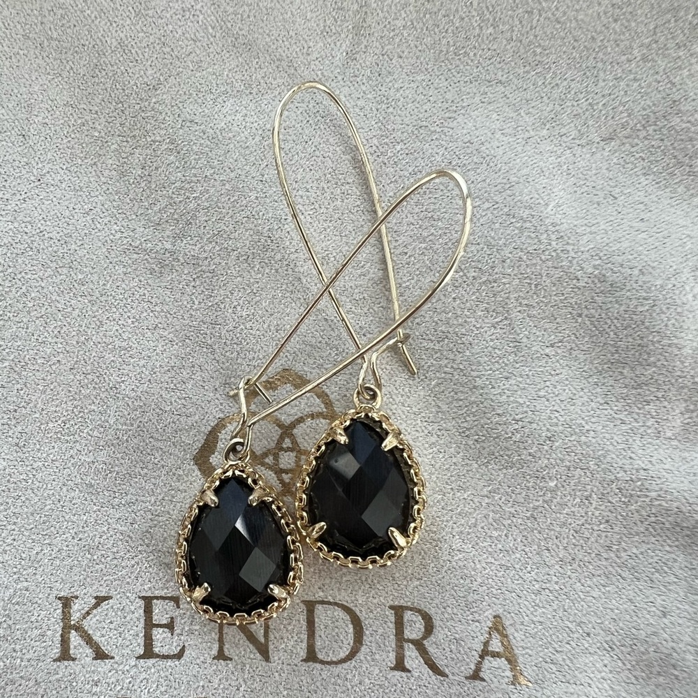 Kendra Scott drop earrings